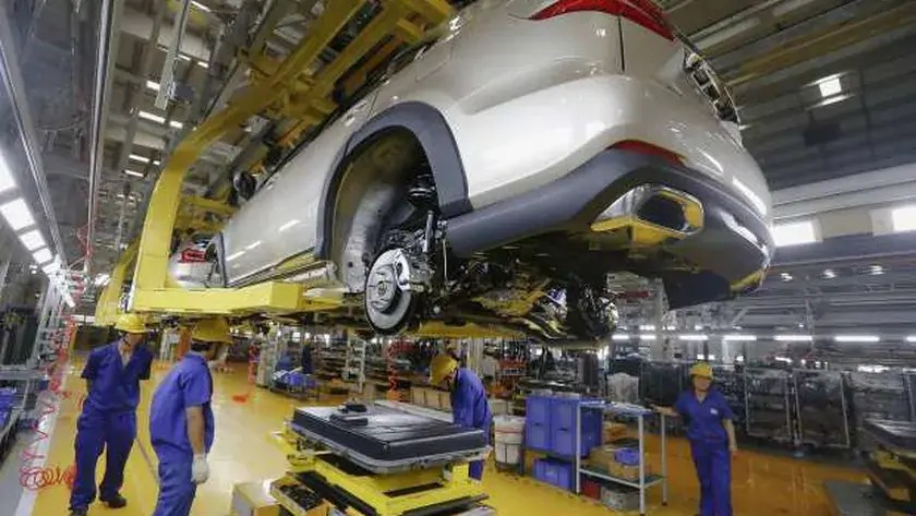 مصنع بي واي دي للسيارات الكهربائية بالصين 