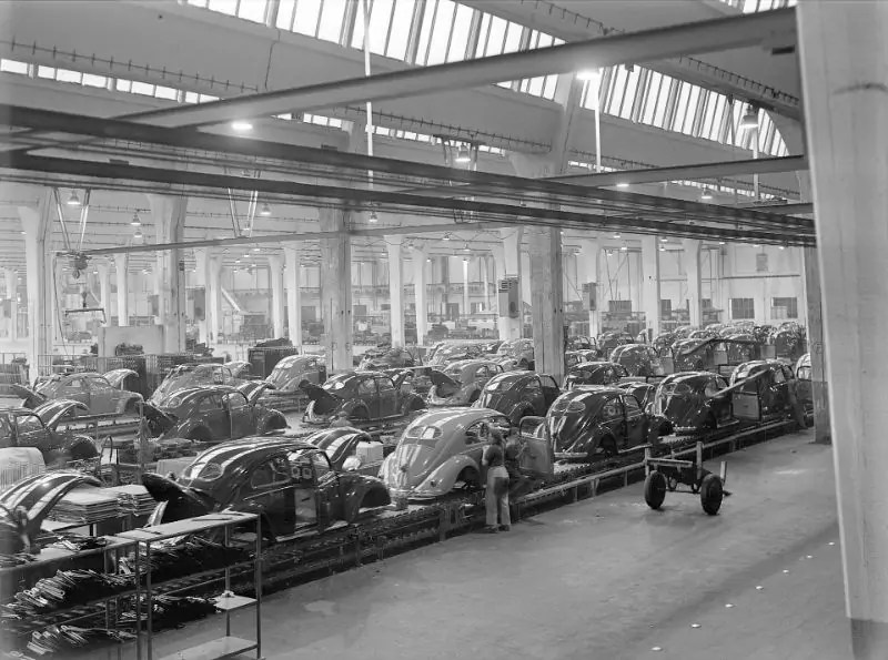 تفاصيل انخفاض الإنتاج بشكل كبير في مصنع فولكس فاجن بفولفسبورج