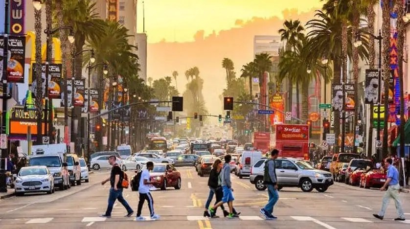 ناخبو كاليفورنيا يرفضون تمويل السيارات الكهربائية من ضرائبهم 