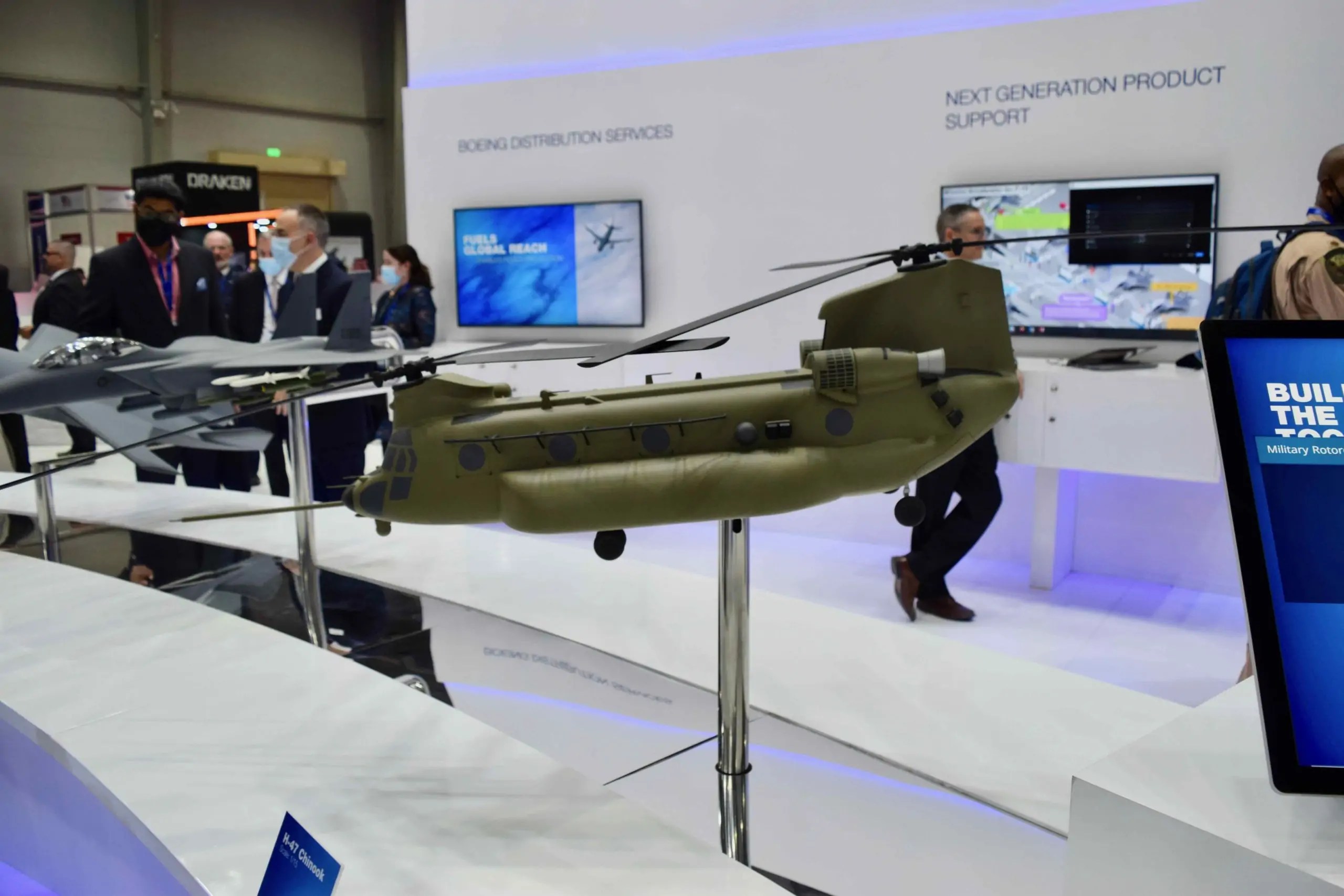 بوينج تعرض احدث منتجاتها و قدراتها في معرض الدفاع العالمي 2022
