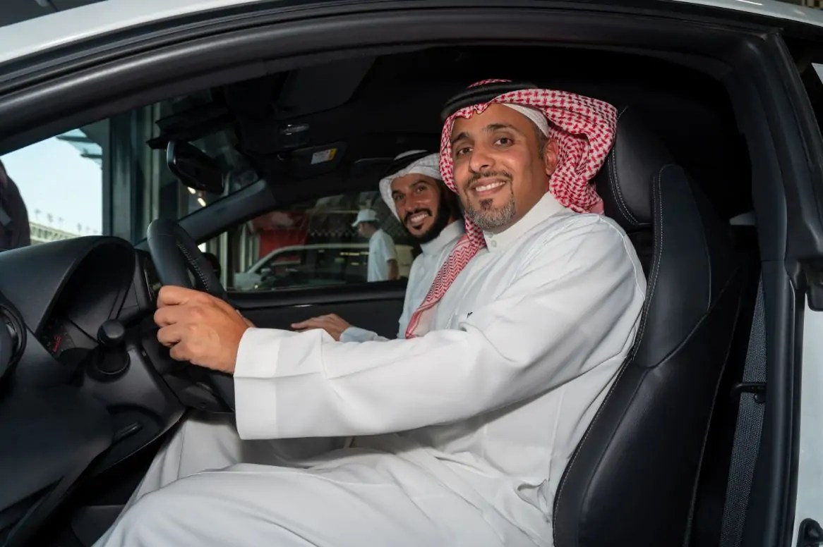 عبداللطيف جميل للسيارات تحتفي بـ 25 عاماً من نجاحات رياضة المحركات في المملكة