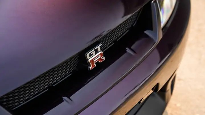 نيسان GTR سكاي لاين 1995 ستاندر تباع ب 235 ألف دولار