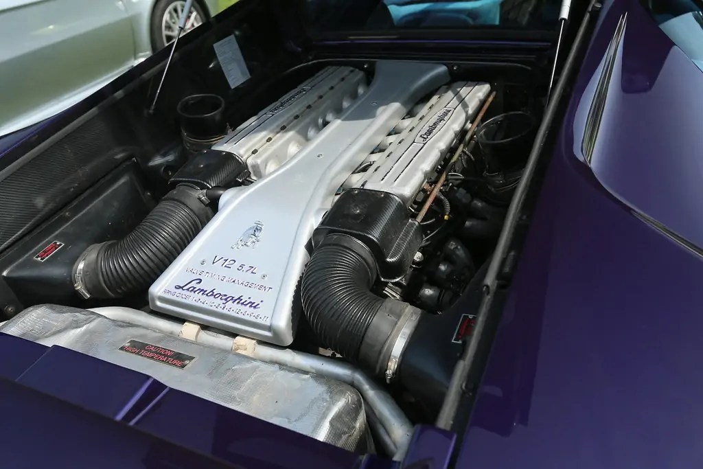 محرك ديابلو V12