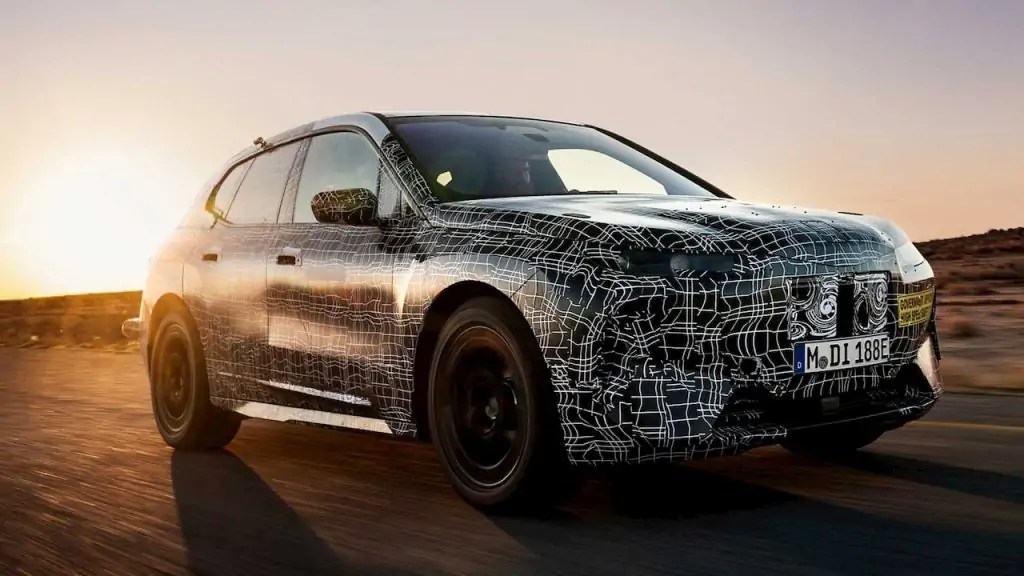 BMW inext  2021 الكهربائية بالكامل رباعية الدفع ستظهر 11 نوفمبر