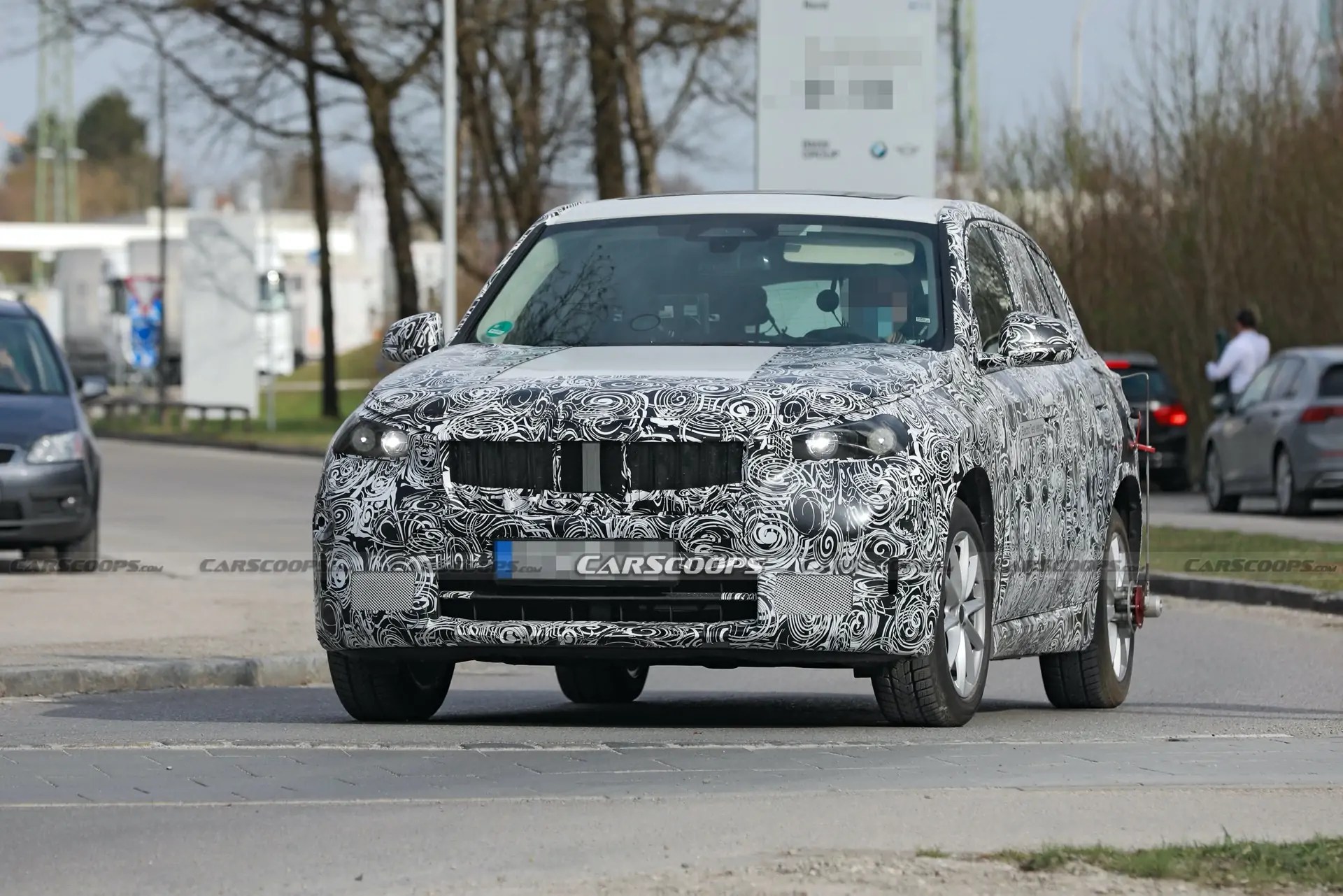 BMW iX3 كهربائية بالكامل تستعد للانطلاق 2023