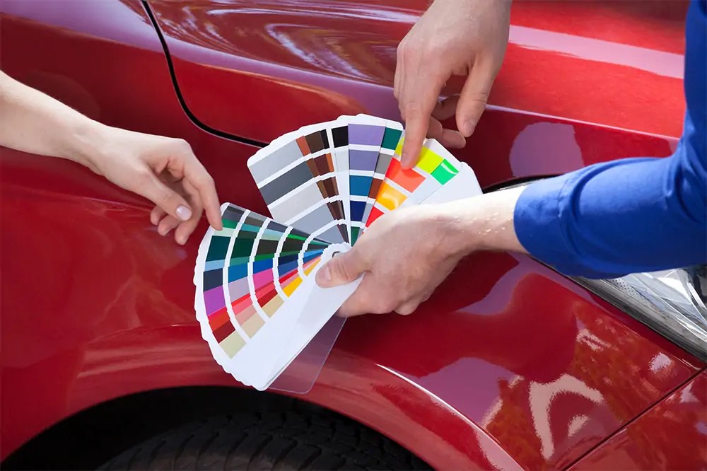 الألوان الممله للسيارات ستتغير وتتجه الشركات للألوان المبهجه