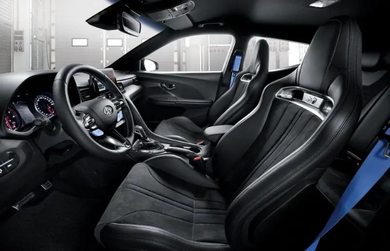 قامت شركة هيونداي بالكشف عن سيارة فيلوستر N موديل 2020 مع ناقل حركة مزدوج القابض من 8 سرعات كما كان متوقعًا