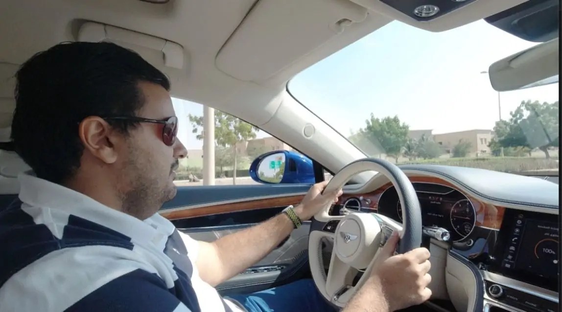 بنتلي السعودية تنظم تجربة قيادة لأحدث سياراتها