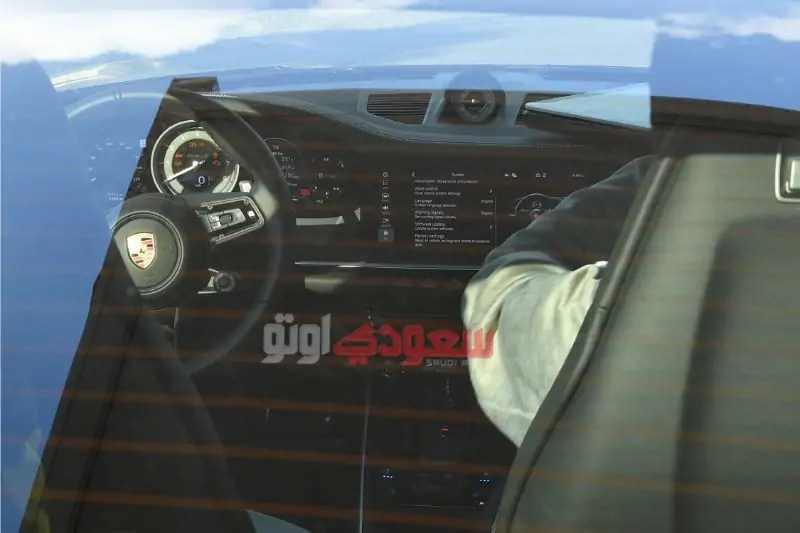 بورشه توربو S 911 موديل 2021 تظهر أثناء اختبارها بدون تمويهات