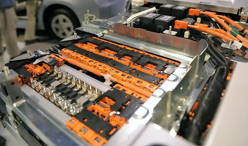 تقرير ألماني يكشف حقائق مخزيه  حول تصنيع بطاريات السيارات الكهربائية
