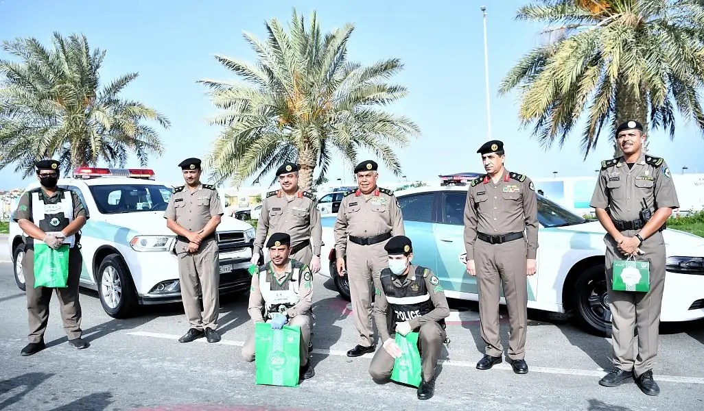 توزيع أكثر من 30 ألف هدية معايدة للمرابطين ميدانيا في مدن منطقة مكة المكرمة