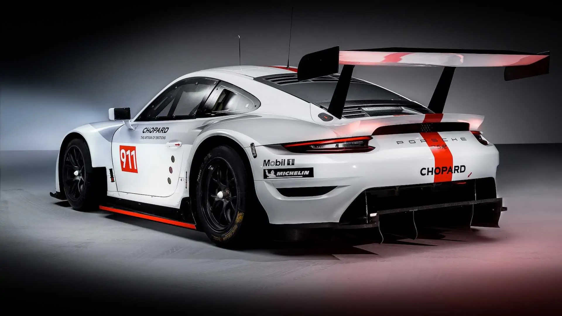 شاهد الفرصه النادرة لتجربة قيادة بورشة RSR 911 GTE   