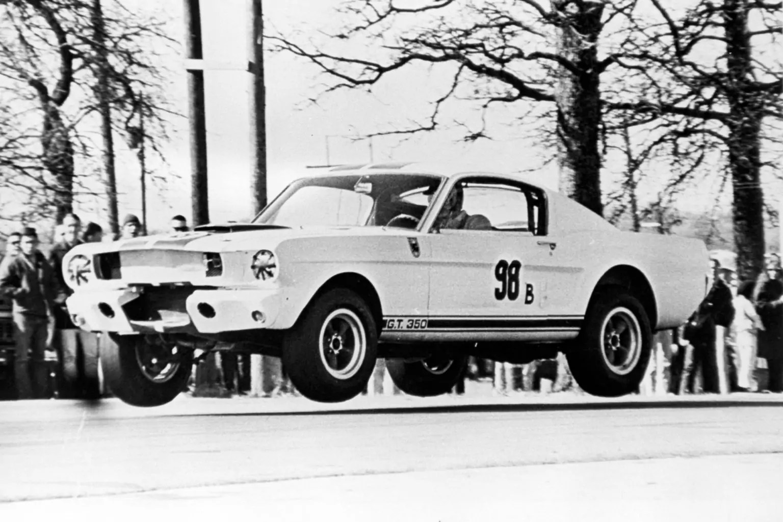 شيلبي موستانغ GT350R  موديل 1965 ب 14 مليون ريال 