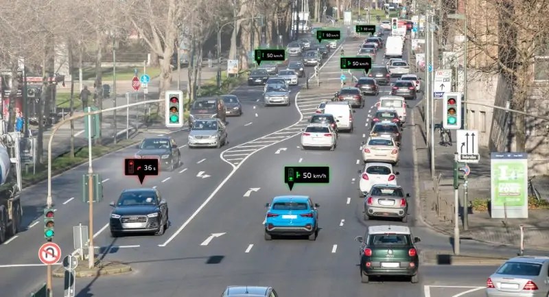 بدأت سيارات أودي الجديدة في التفاعل مع إشارات المرور في مدينة دوسلدورف الألمانية
