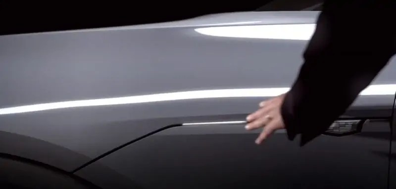 كشفت شركة كاديلاك عن فيديو تشويقي جديد لسيارتها الاختبارية ليريك
