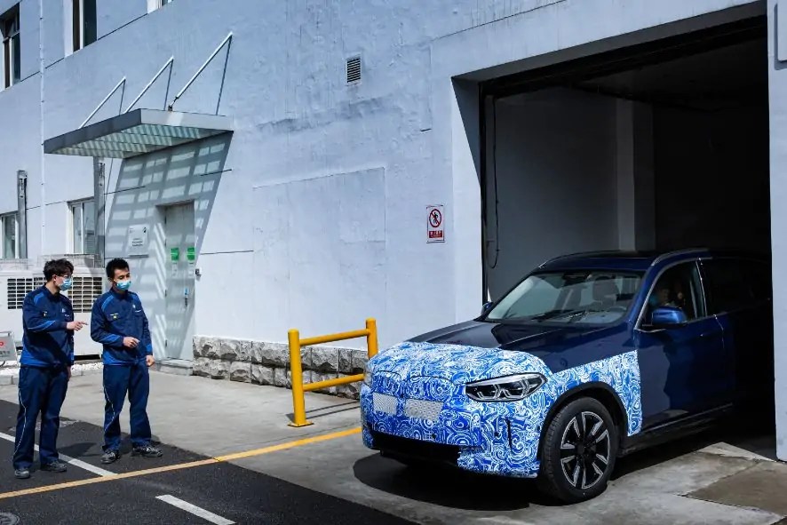 مجموعة BMW تعلن عن موعد التدشين الرسمي لطراز iX3