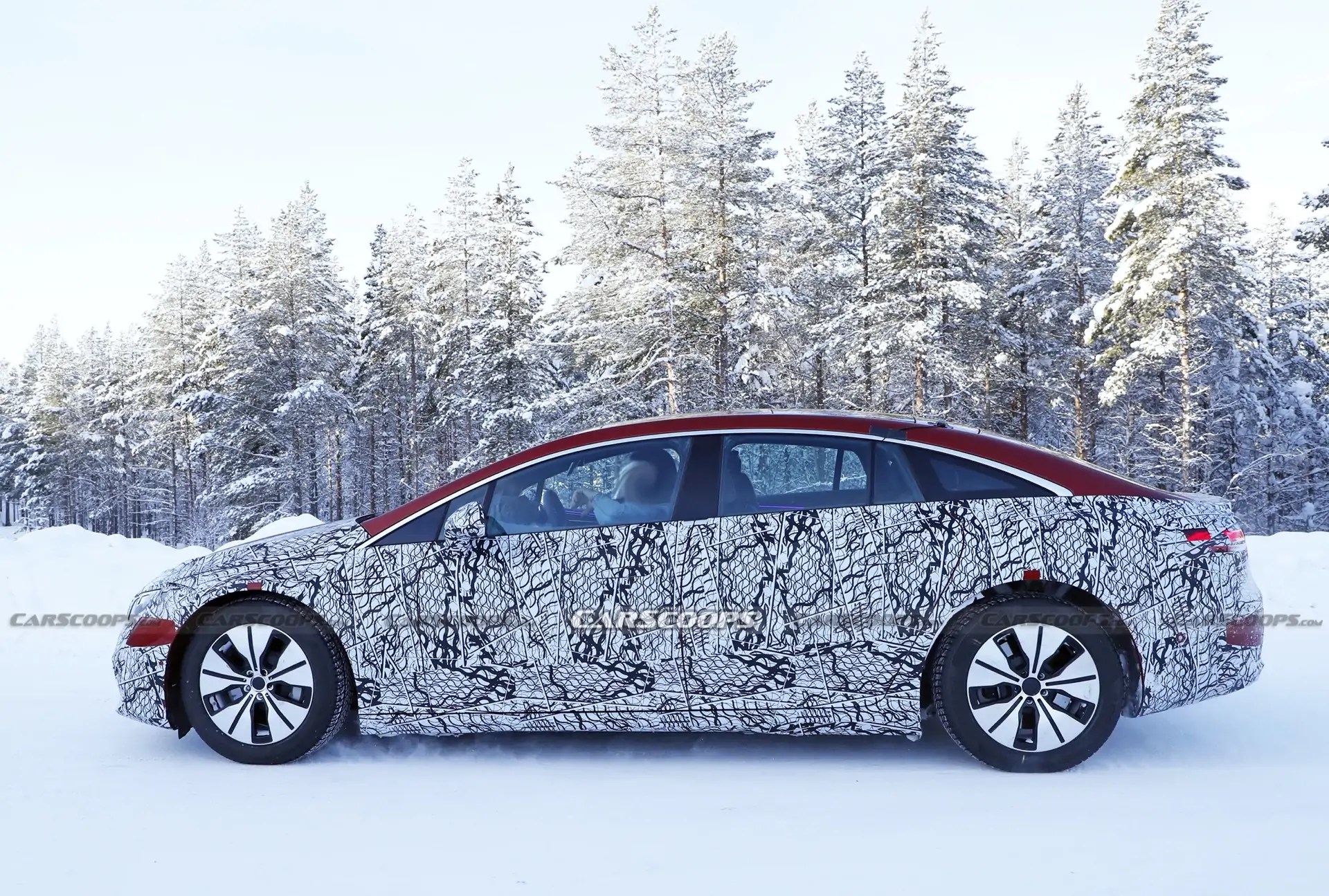 مرسيدس 2022 EQS الكهربائية ستشعل المنافسة بين Audi E-Tron و Tesla Model S