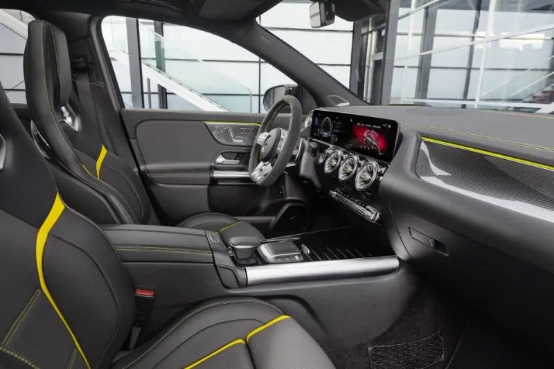 قامت مرسيدس AMG بتوسيع تشكيلة سياراتها المدمجة وذلك بالكشف عن الجيل الجديد من GLA 45