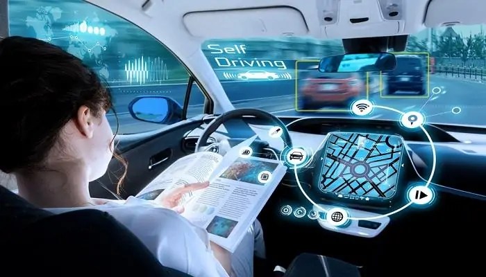 مستقبل السيارات ذاتية القياده مرتبط بشبكات انترنت فائقة السرعه