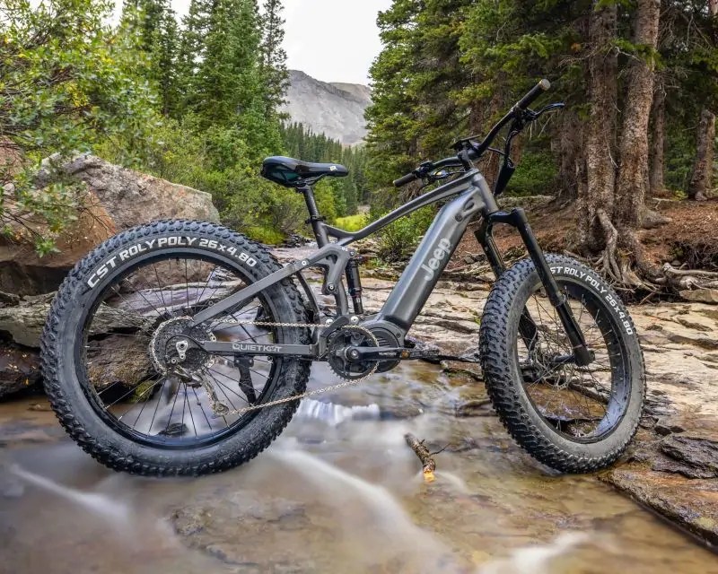 جيب E-Bike 2020 هي دراجة جبلية كهربائية مجهزة للانطلاق على الطرق الوعرة