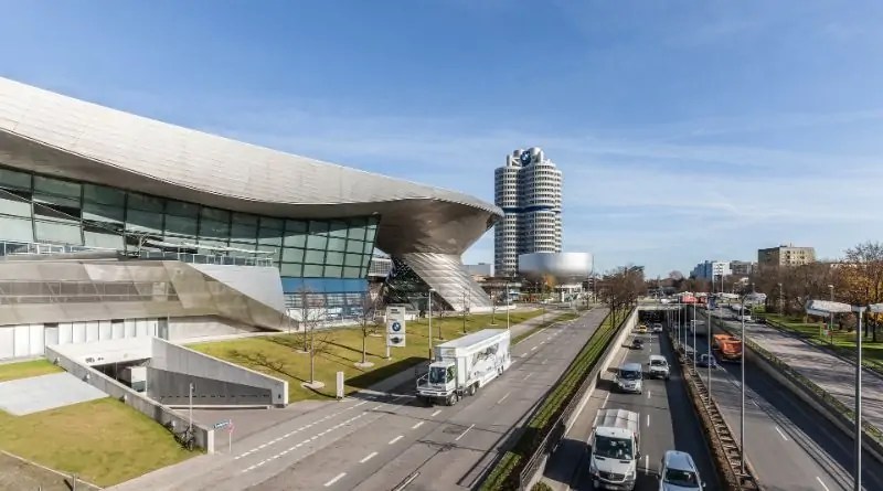 أعلنت هيئة التجارة الألمانية VDA أن ميونيخ ستخلف فرانكفورت كمستضيف للمعرض الدولي للسيارات الذي يقام كل عامين