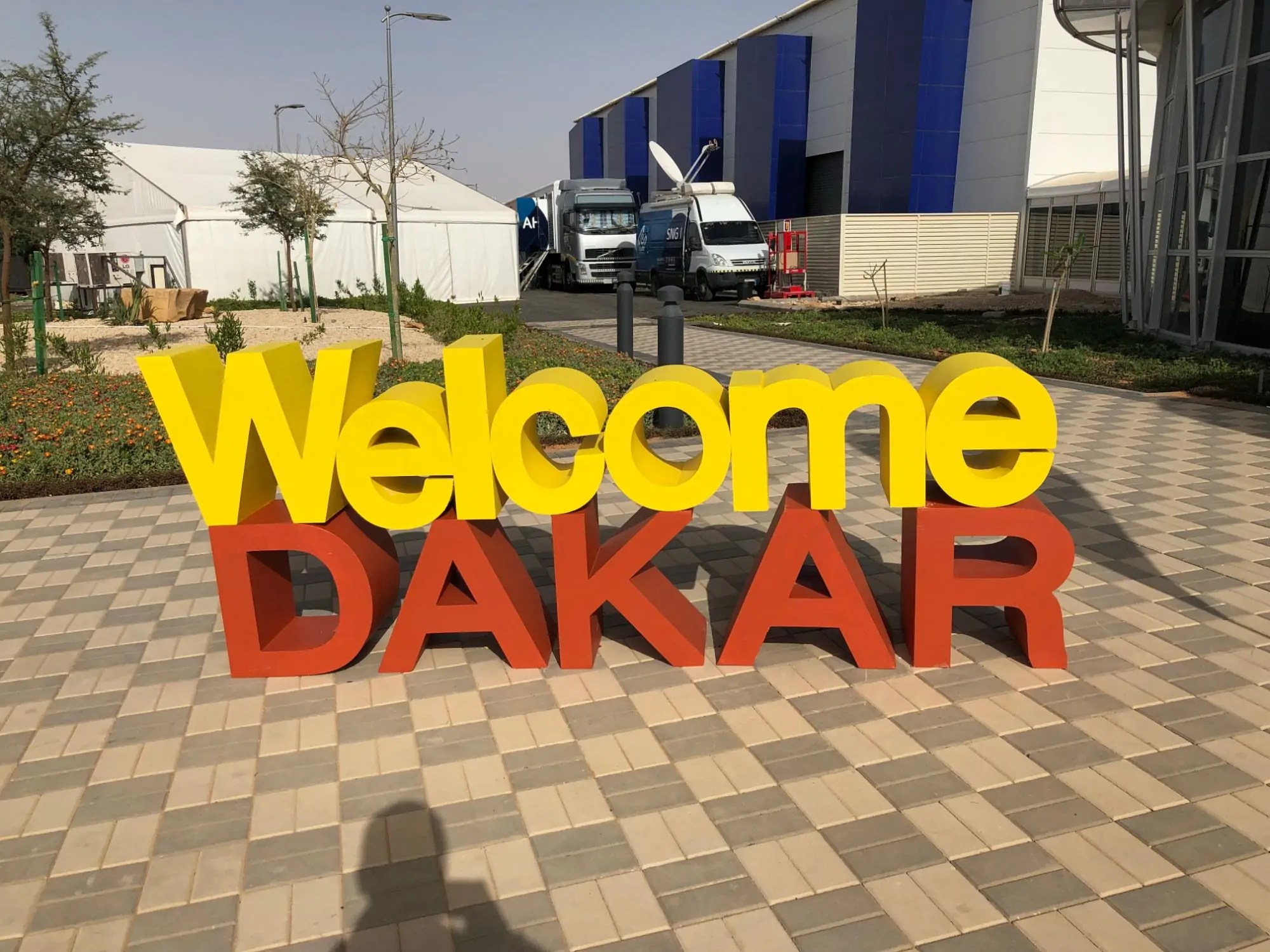وصول اول دفعة من متسابقي داكار 2020 الى ميناء جدة الاسلامي