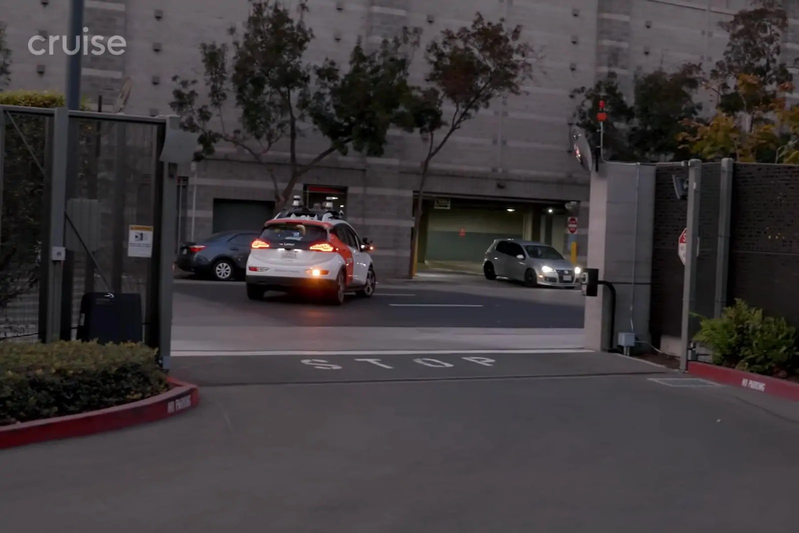 GM  تختبر سيارات سوبر كروز ذاتية القياده بشوارع كاليفورنيا