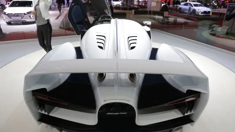 أعلنت الشركة للتو أن نسخة محدثة من SCG 003S (سترادال) ستنكشف لأول مرة في معرض نيويورك للسيارات