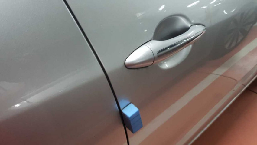 السر الصغير للأسفنج الأزرق على السيارات الكورية
