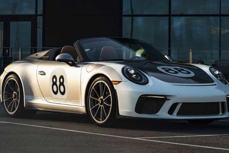 بورشه 911 سبيدستر الجديدة ستنطلق في معرض لوس أنجلوس للسيارات 2023