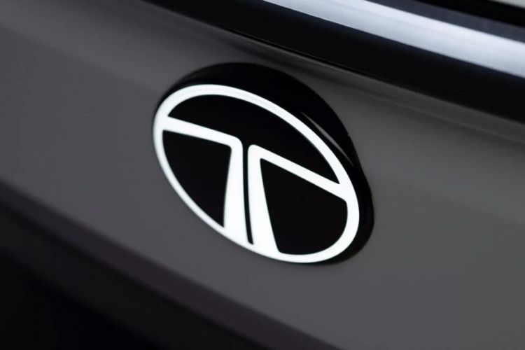 تاتا تتطلع إلى جمع 3.75 مليار ريال ببيع حصة في قطاع السيارات الكهربائية لديها