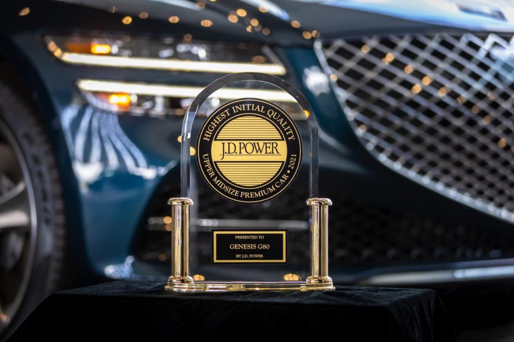 جينيسيس G80 تحصد جائزة افضل سيارة متوسطة الحجم من جي دي باور 2021