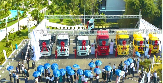 دونج فينج تطلق شاحنات KL و KR الجديدة