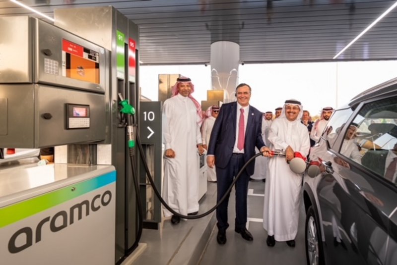 شركة أرامكو تطلق أولى محطاتها للوقود في الرياض وسيهات بالشرقية