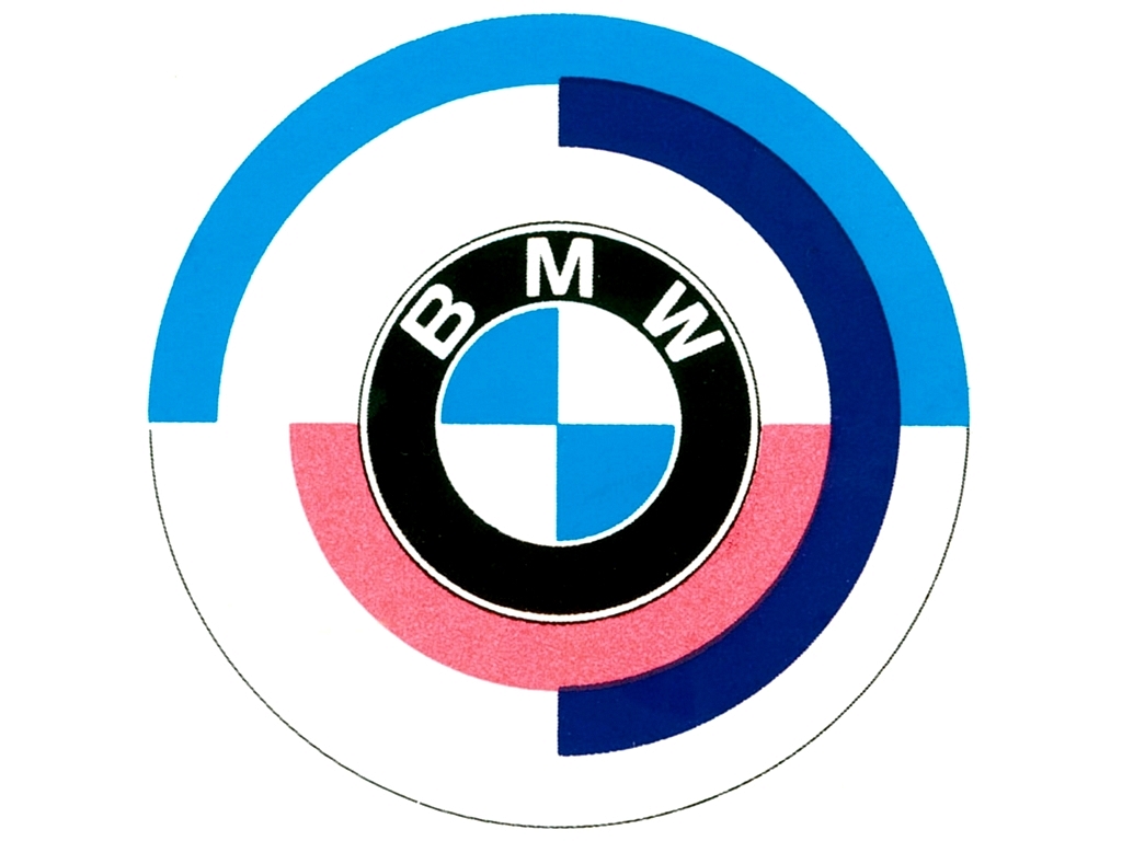 BMW تعلن عن مشاركتها لمعرض IAA 2021 القادم