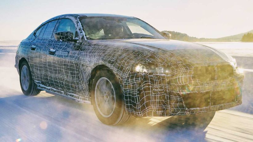 BMW تكشف رسمياً عن مواصفات i4 موديل عام 2022