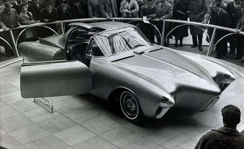 أفضل السيارات المستقبلية التي ظهرت في العام 1950 