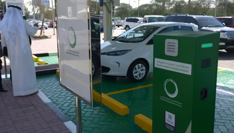 أول محطة تجريبية لشحن السيارات الكهربائية في البحرين قريباً
