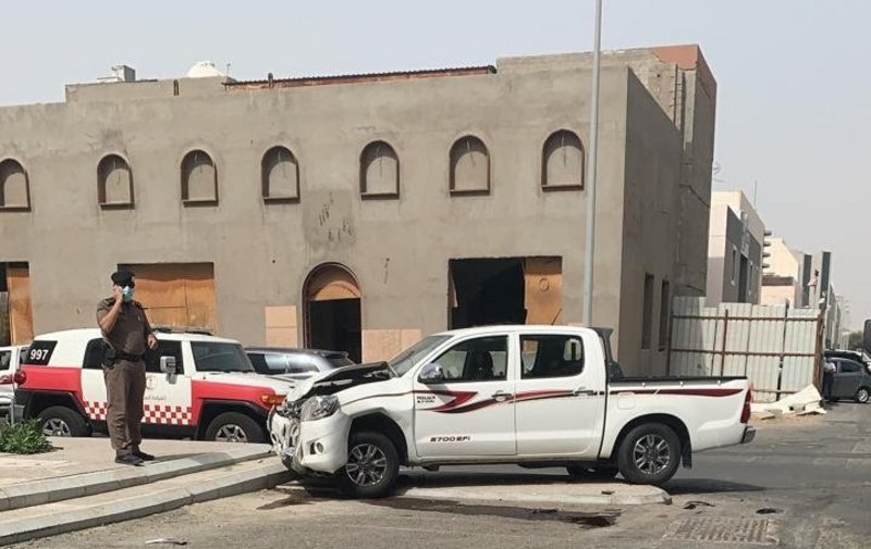 إصابة 8 أشخاص بإصابات متوسطة في حادث انقلاب حافلة في مدينة جدة