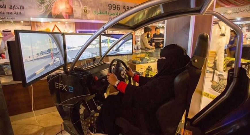 استيراد أجهزة محاكاة حديثة لتعليم النساء قيادة السيارات