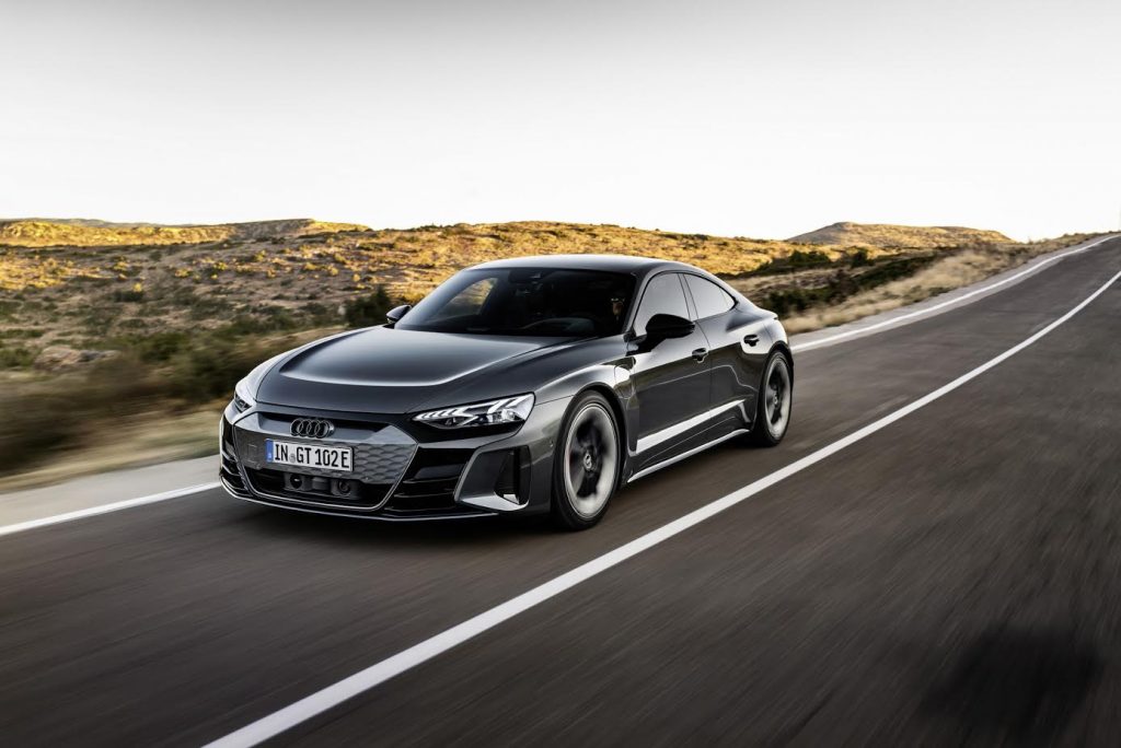 العرض العالمي الأول لسيارة Audi e-tron GT عبر الإنترنت