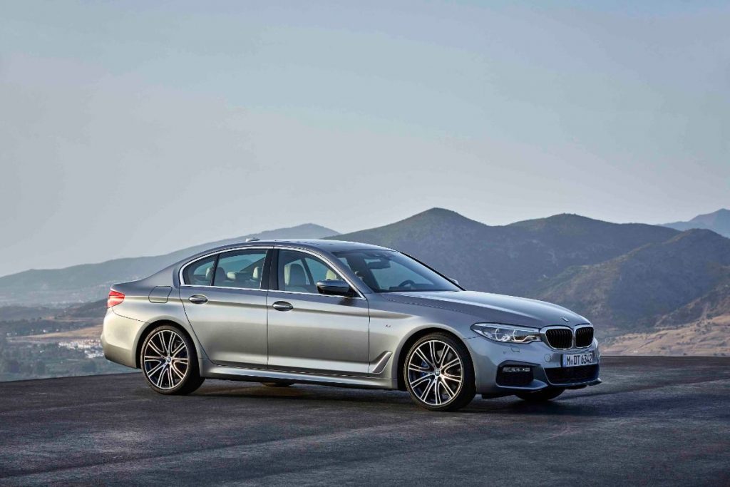 الناغي BMW تعلن عن وصول الفئة الخامسة 2021