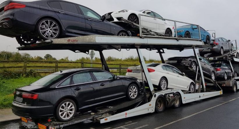 بالصور.. مصادرة 170 سيارة في قضية غسيل أموال دولية