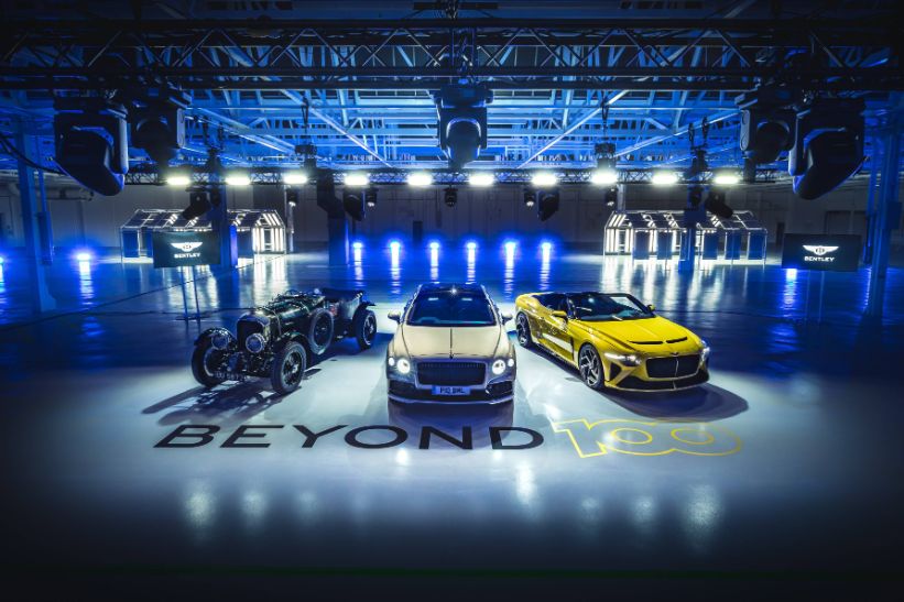 بنتلي تهدف للريادة في صناعة السيارات الكهربائية مع استراتيجية Beyond100