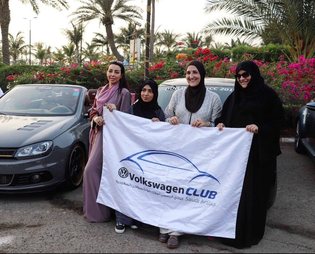 تأسيس أول نادي نسائي للسيارات في المملكة