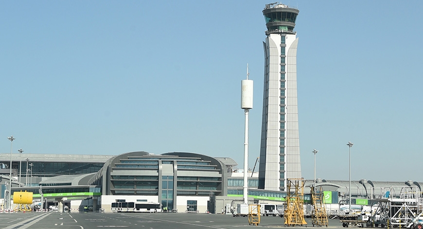 تدشين مطار مسقط الدولي الجديد