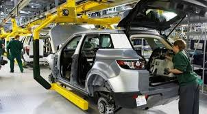 تراجع إنتاج السيارات في بريطانيا خلال الشهر الماضي 48.2 في المائة