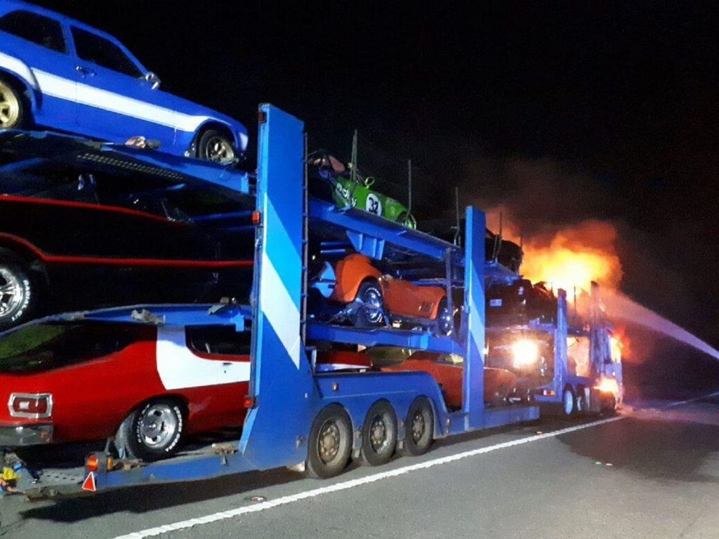ثلاثة سيارات من فيلم Transformers هم ضحايا حريق في بريطانيا