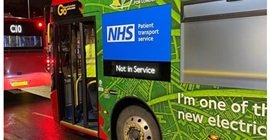 حافلات لندن تتحول إلى سيارات إسعاف لمواجهة الضغط الذي تفرضه جائجة كورونا