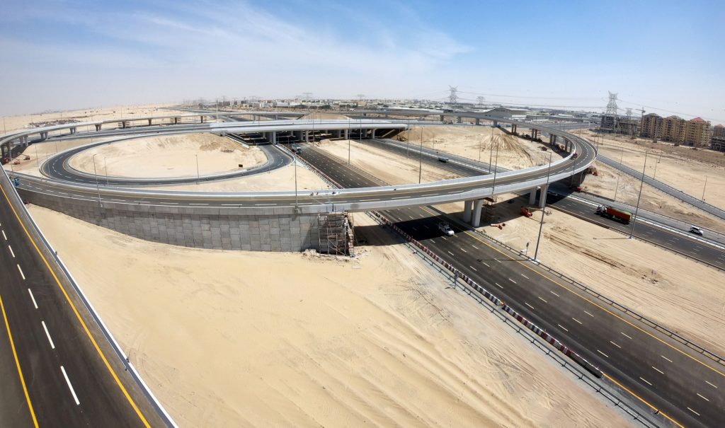 دبي تفتتح مرحلتين من مشروع الطرق المؤدية لإكسبو 2020